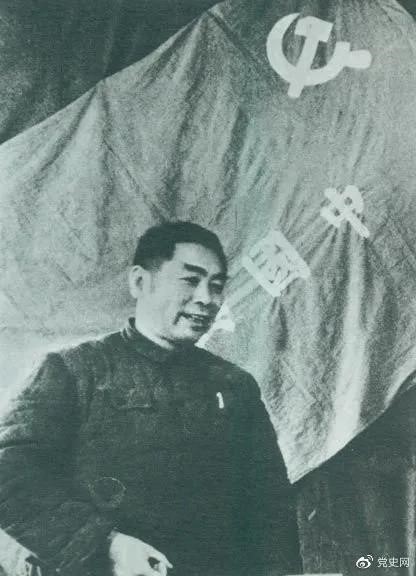 1949年3月，周恩來在中共七屆二中全會上講話。