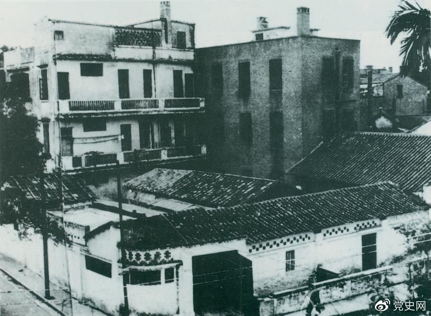 　　1923年6月12日至20日，中國(guó)共產(chǎn)黨在廣州東山恤孤院路后街31號(hào)（今恤孤院路3號(hào)）召開(kāi)第三次全國(guó)代表大會(huì)，圖為大會(huì)舊址。